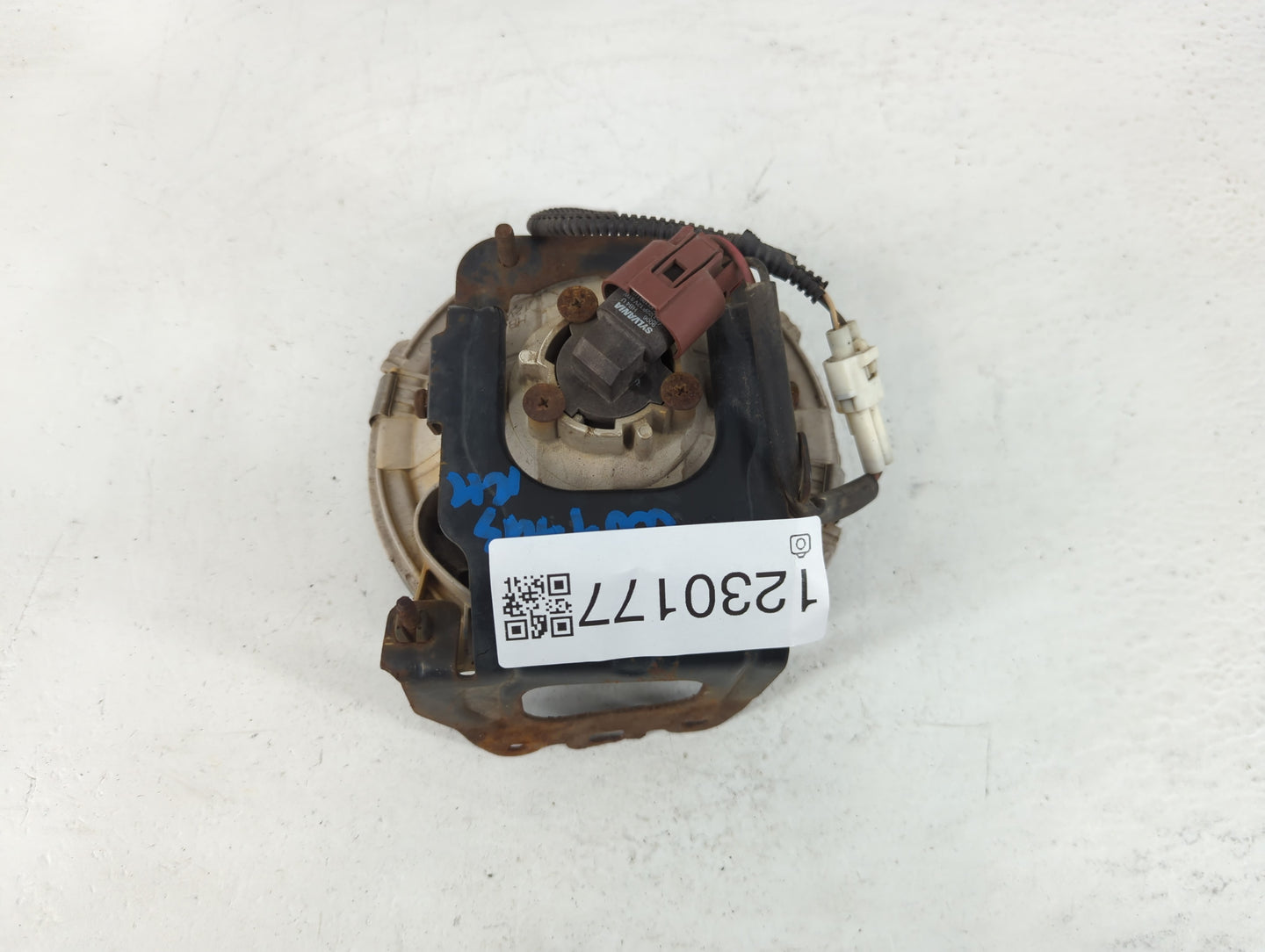 2000-2004 Subaru Legacy Driver Left Oem Front Light Lamp - Oemusedautoparts1.com