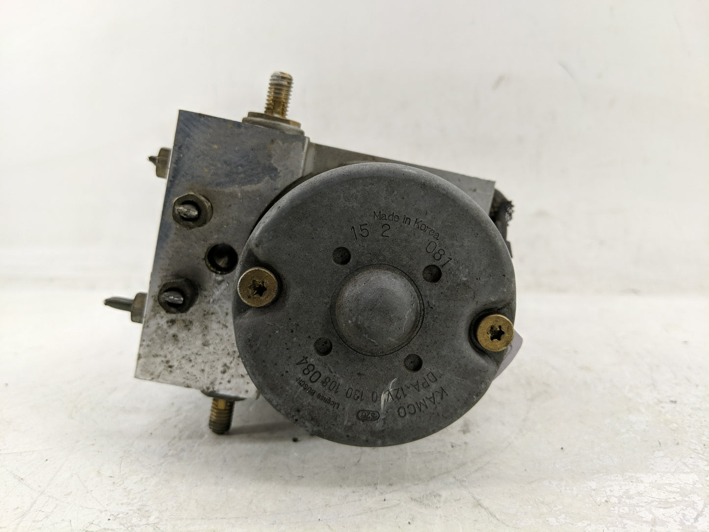 2000-2001 Subaru Legacy ABS Pump Control Module Replacement Fits Fits 2000 2001 OEM Used Auto Parts - Oemusedautoparts1.com