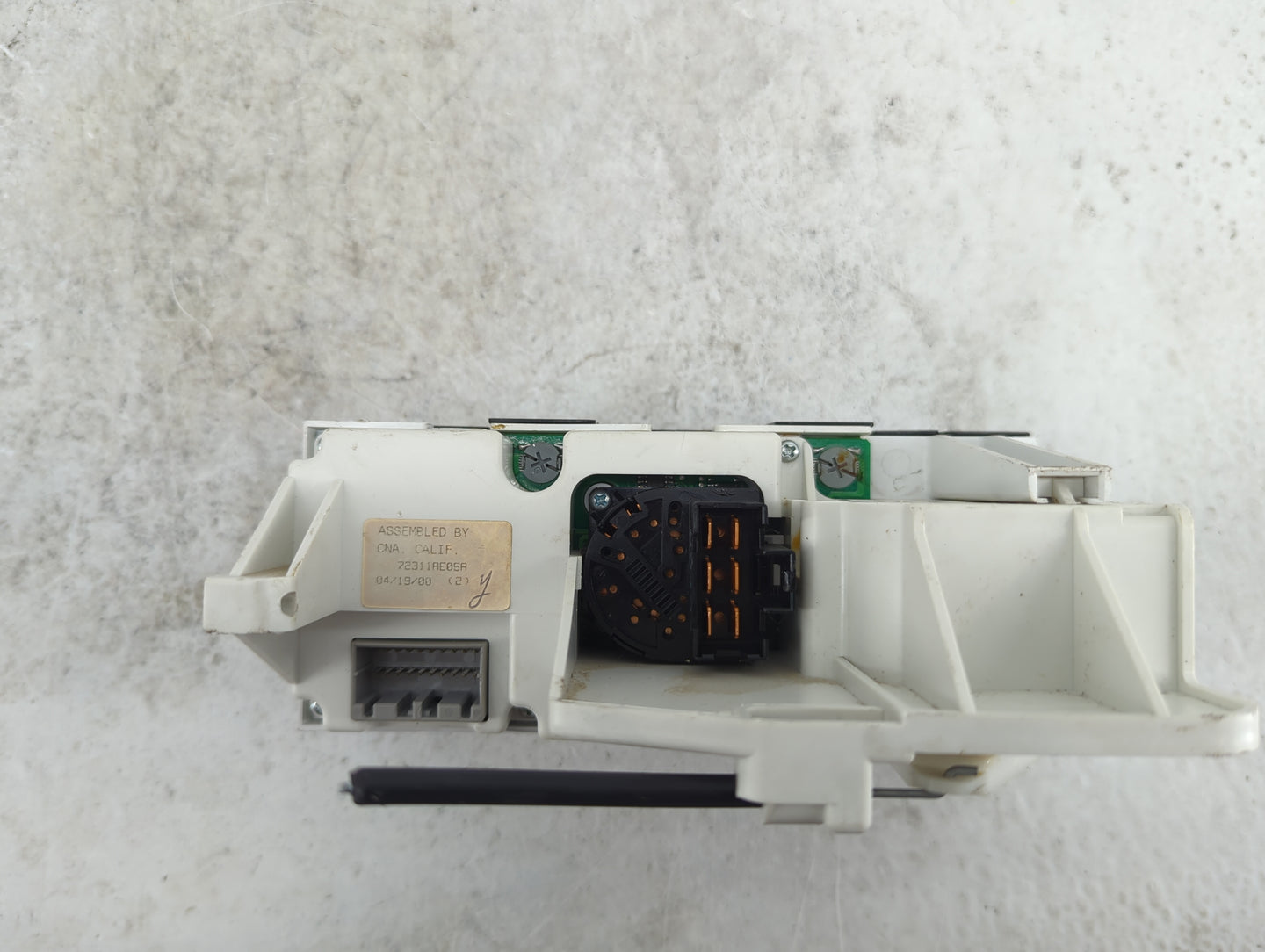 2000-2004 Subaru Legacy Climate Control Module Temperature AC/Heater Replacement P/N:72311AE05A Fits Fits 2000 2001 2002 200