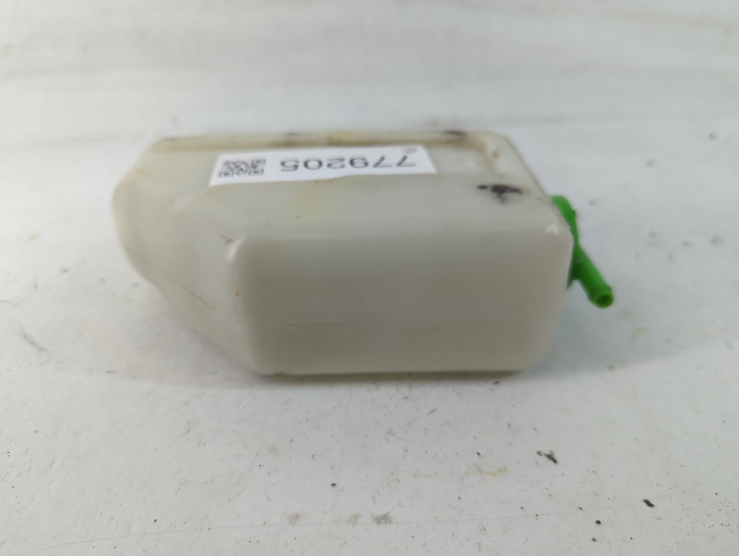 2002-2007 Suzuki Aerio Radiator Coolant Overflow Expansion Tank Bottle - Oemusedautoparts1.com