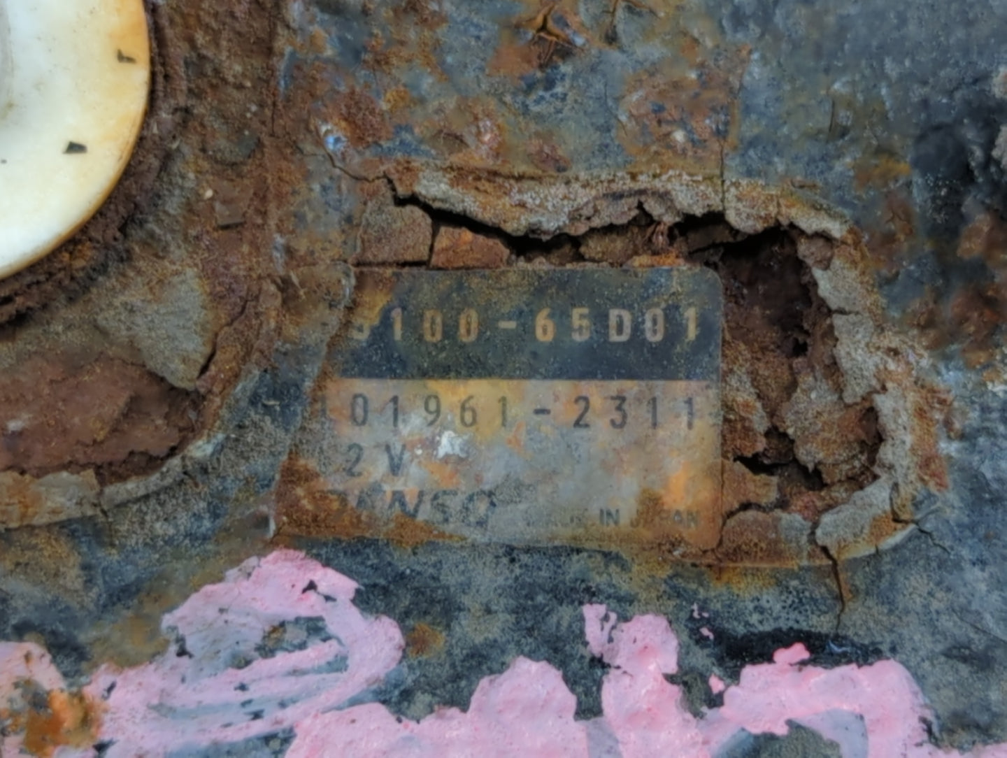 1999-2002 Suzuki Vitara Electrical Gas Fuel Pump Assembly - Oemusedautoparts1.com