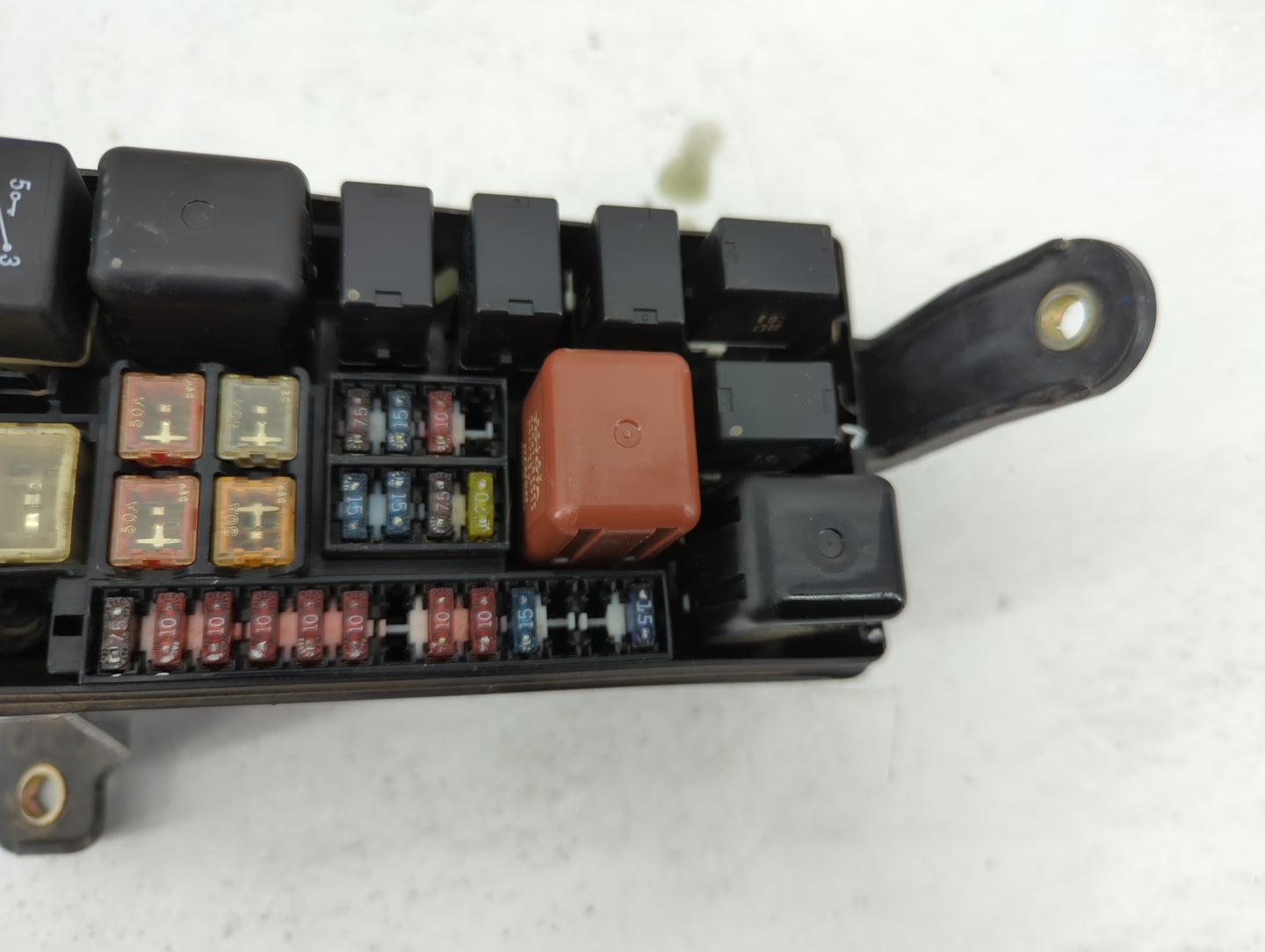 2000 Toyota 4runner Fusebox Fuse Box Panel Relay Module P/N:7154-3245 Fits OEM Used Auto Parts - Oemusedautoparts1.com