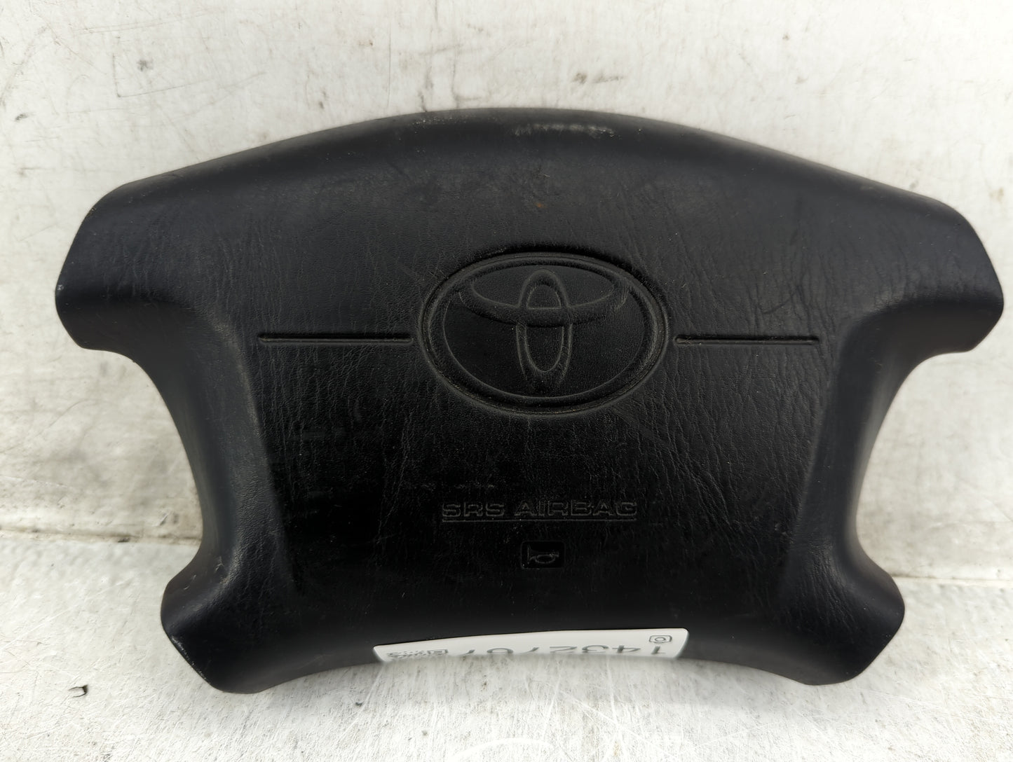 1998-2000 Toyota 4runner Air Bag Driver Left Steering Wheel Mounted - Oemusedautoparts1.com
