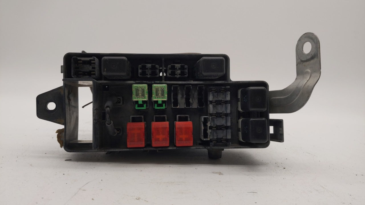 2000 Toyota 4runner Fusebox Fuse Box Panel Relay Module Fits OEM Used Auto Parts - Oemusedautoparts1.com