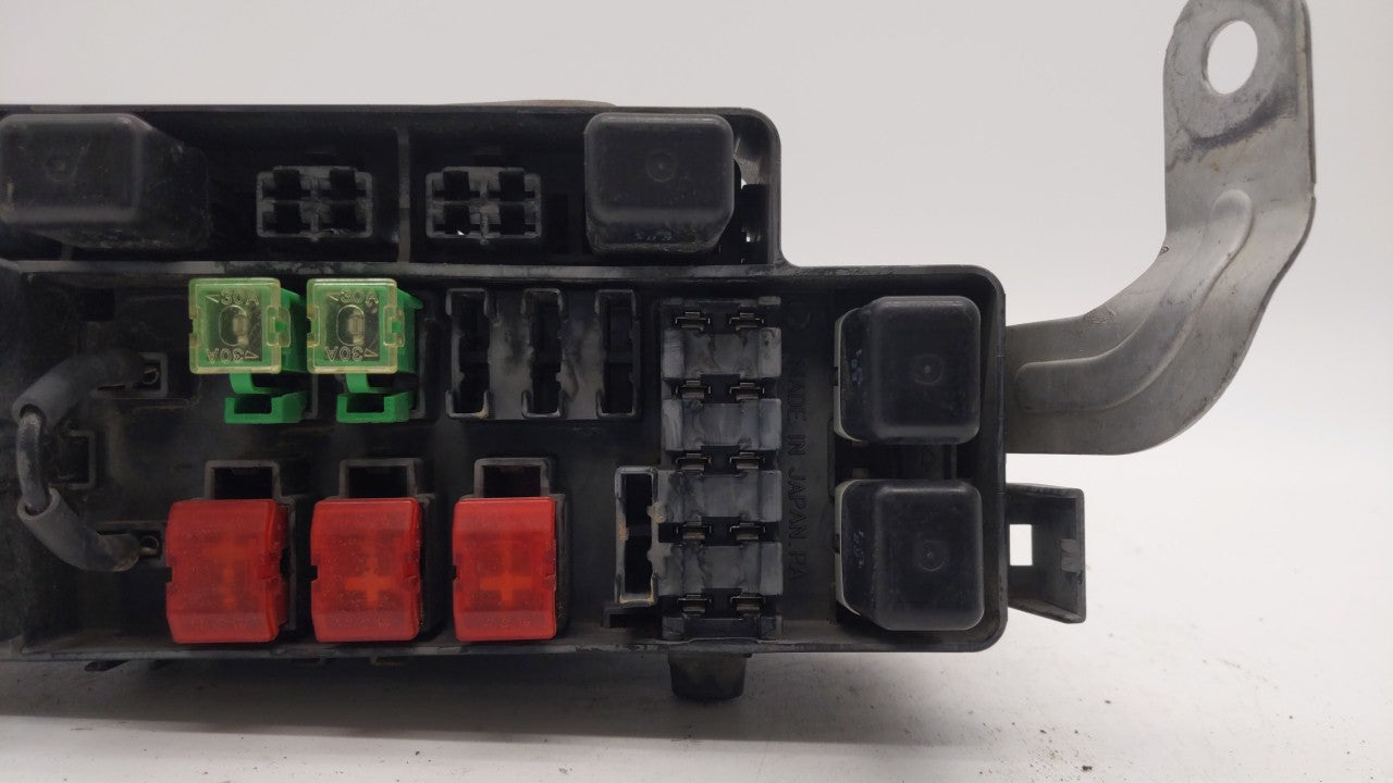 2000 Toyota 4runner Fusebox Fuse Box Panel Relay Module Fits OEM Used Auto Parts - Oemusedautoparts1.com
