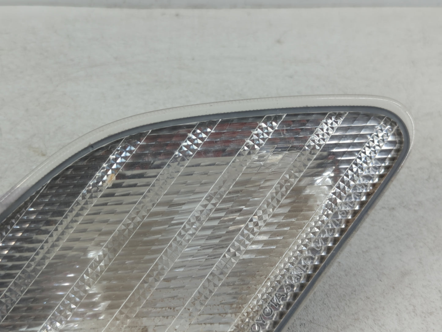 2000-2004 Toyota Avalon Passenger Right Oem Head Light Headlight Lamp - Oemusedautoparts1.com