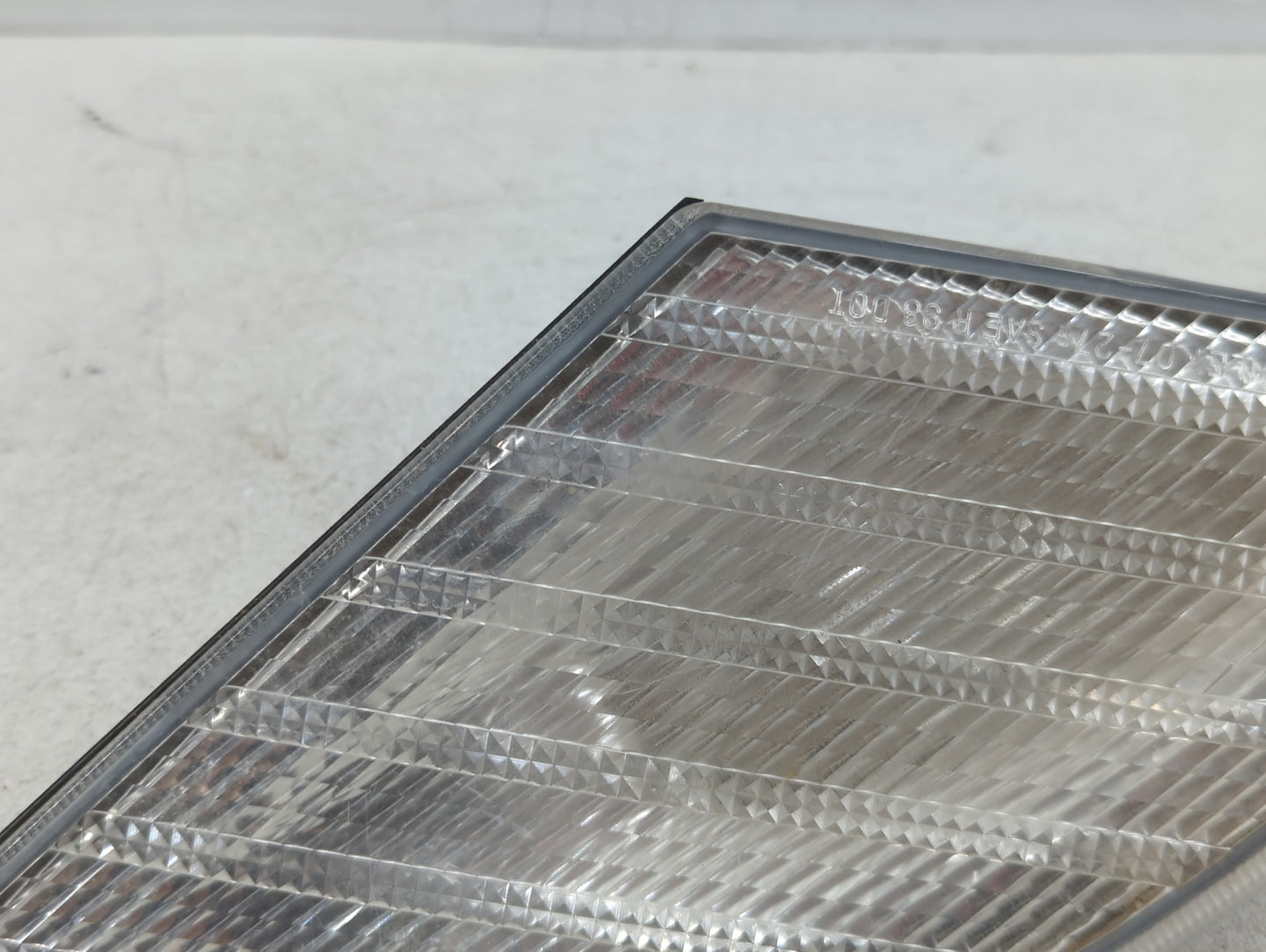 2000-2004 Toyota Avalon Driver Left Oem Head Light Headlight Lamp - Oemusedautoparts1.com