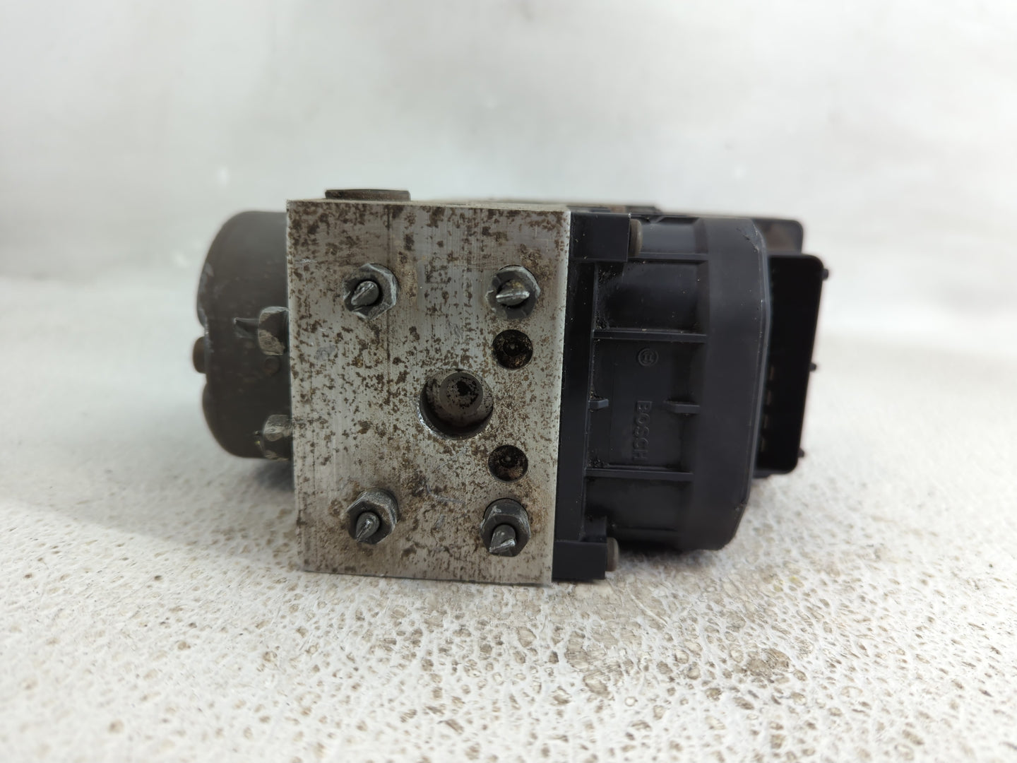 2000-2004 Toyota Avalon ABS Pump Control Module Replacement Fits Fits 2000 2001 2002 2003 2004 OEM Used Auto Parts - Oemused