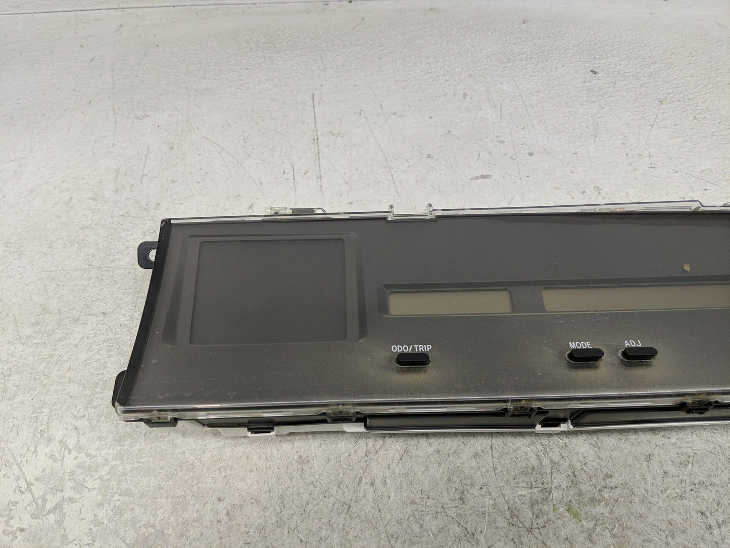 2000-2002 Toyota Avalon Information Display Screen - Oemusedautoparts1.com