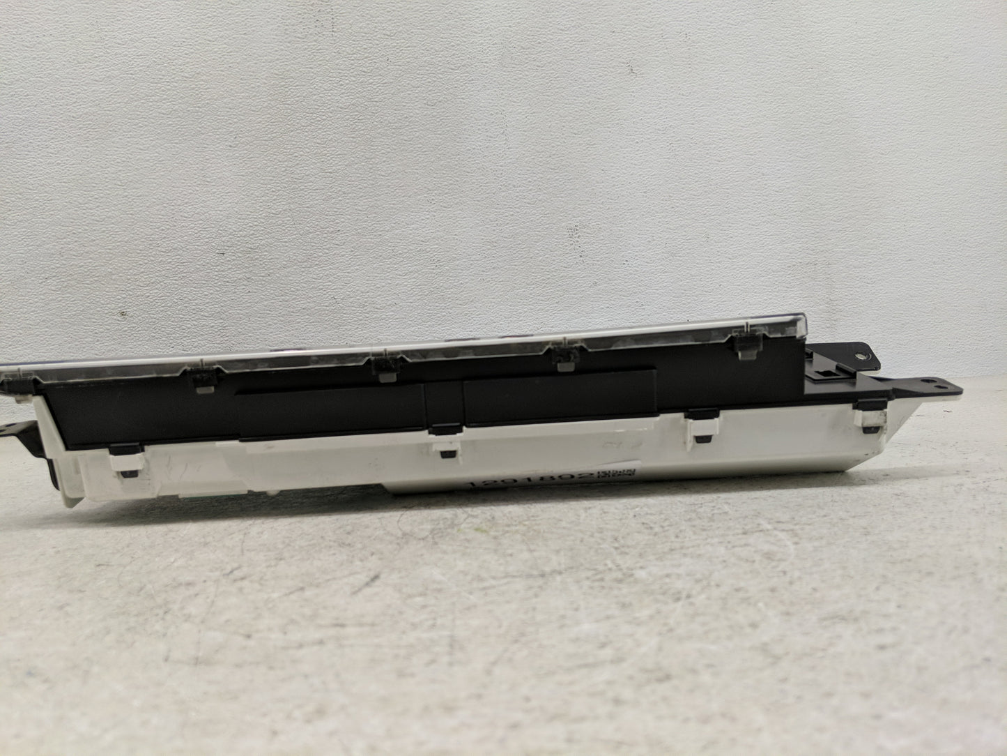 2000-2002 Toyota Avalon Information Display Screen - Oemusedautoparts1.com