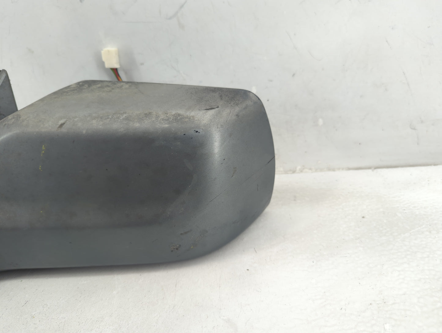 2000-2004 Toyota Avalon Driver Side View Mirror - Left Door Mirror OEM Used - Oemusedautoparts1.com