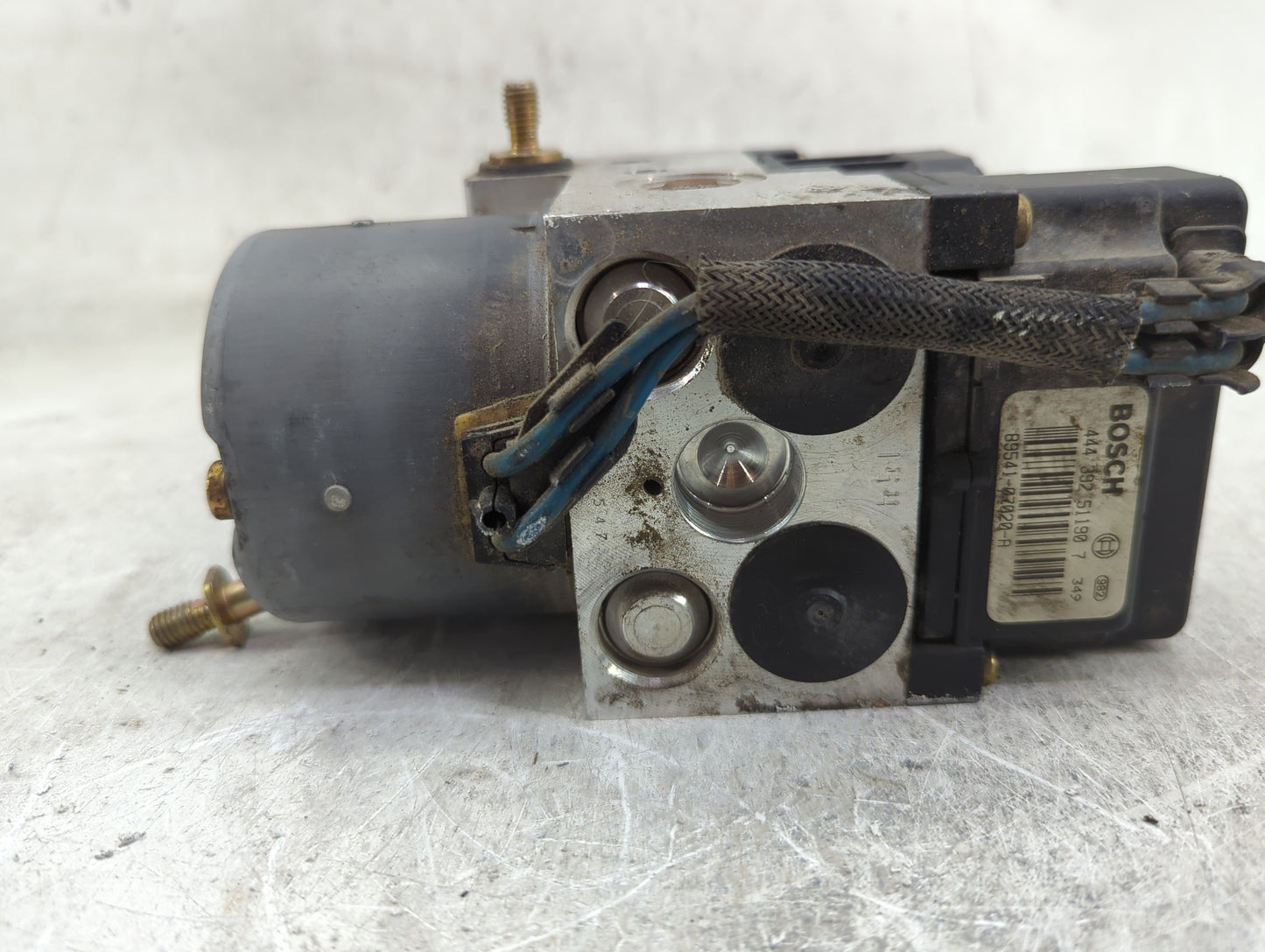 2000-2004 Toyota Avalon ABS Pump Control Module Replacement Fits Fits 2000 2001 2002 2003 2004 OEM Used Auto Parts - Oemused