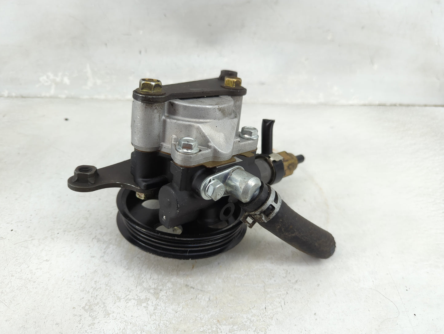 1995-2004 Toyota Avalon Power Steering Column Pump Oem - Oemusedautoparts1.com