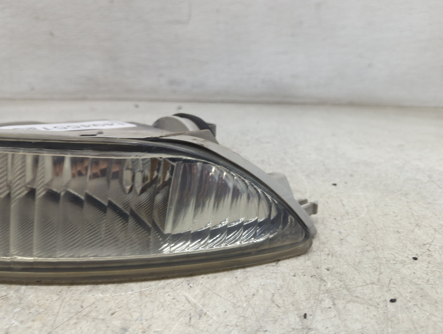 2000-2002 Toyota Avalon Passenger Right Oem Front Light Lamp - Oemusedautoparts1.com