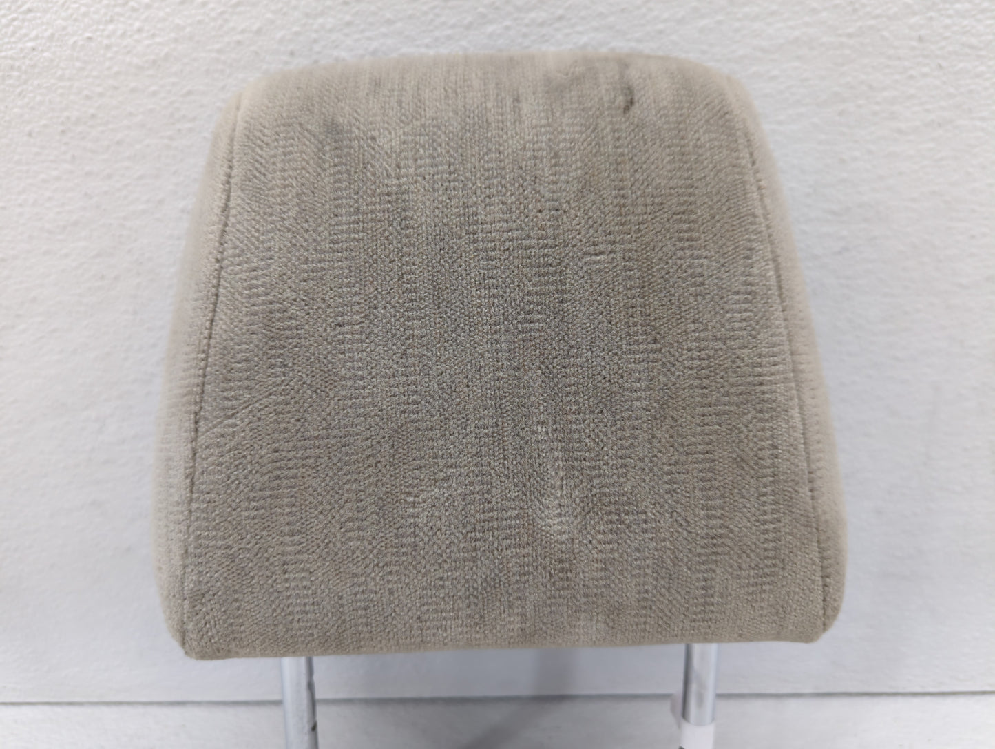 2000-2004 Toyota Avalon Headrest Head Rest Front Driver Passenger Seat Fits Fits 2000 2001 2002 2003 2004 OEM Used Auto Part