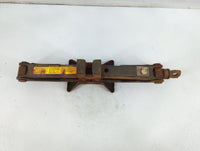 2000 Toyota Avalon Spare Scissor Car Jack - Oemusedautoparts1.com