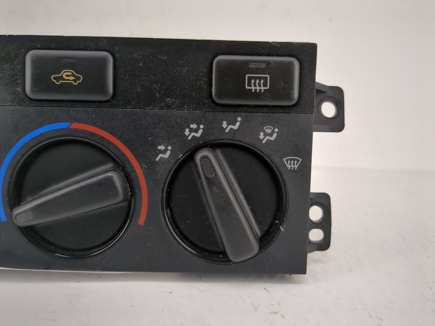 1999-2001 Toyota Camry Climate Control Module Temperature AC/Heater Replacement P/N:040500A Fits Fits 1999 2000 2001 OEM Use