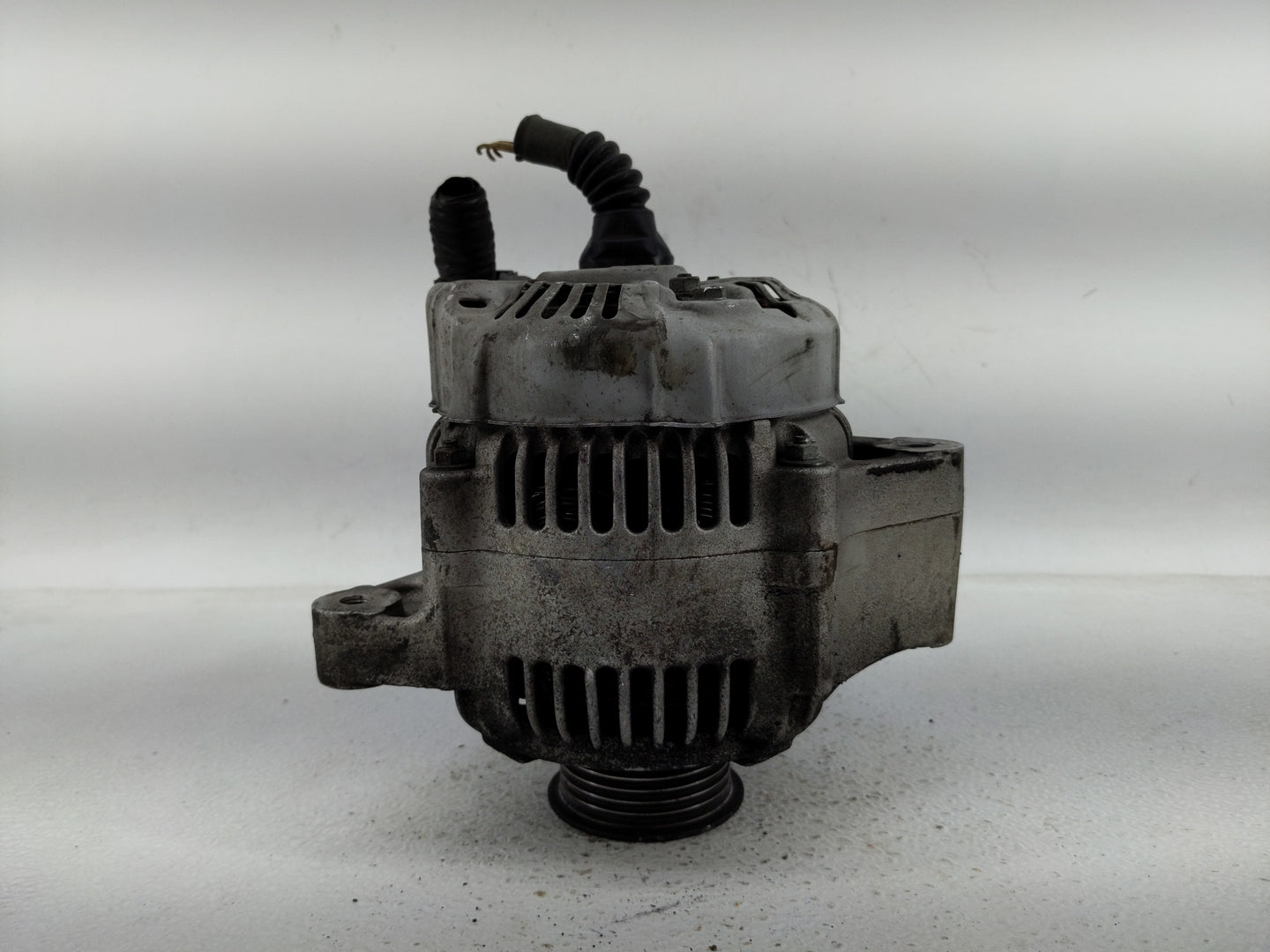 1997-2001 Toyota Camry Alternator Replacement Generator Charging Assembly Engine OEM Fits Fits 1997 1998 1999 2000 2001 OEM 