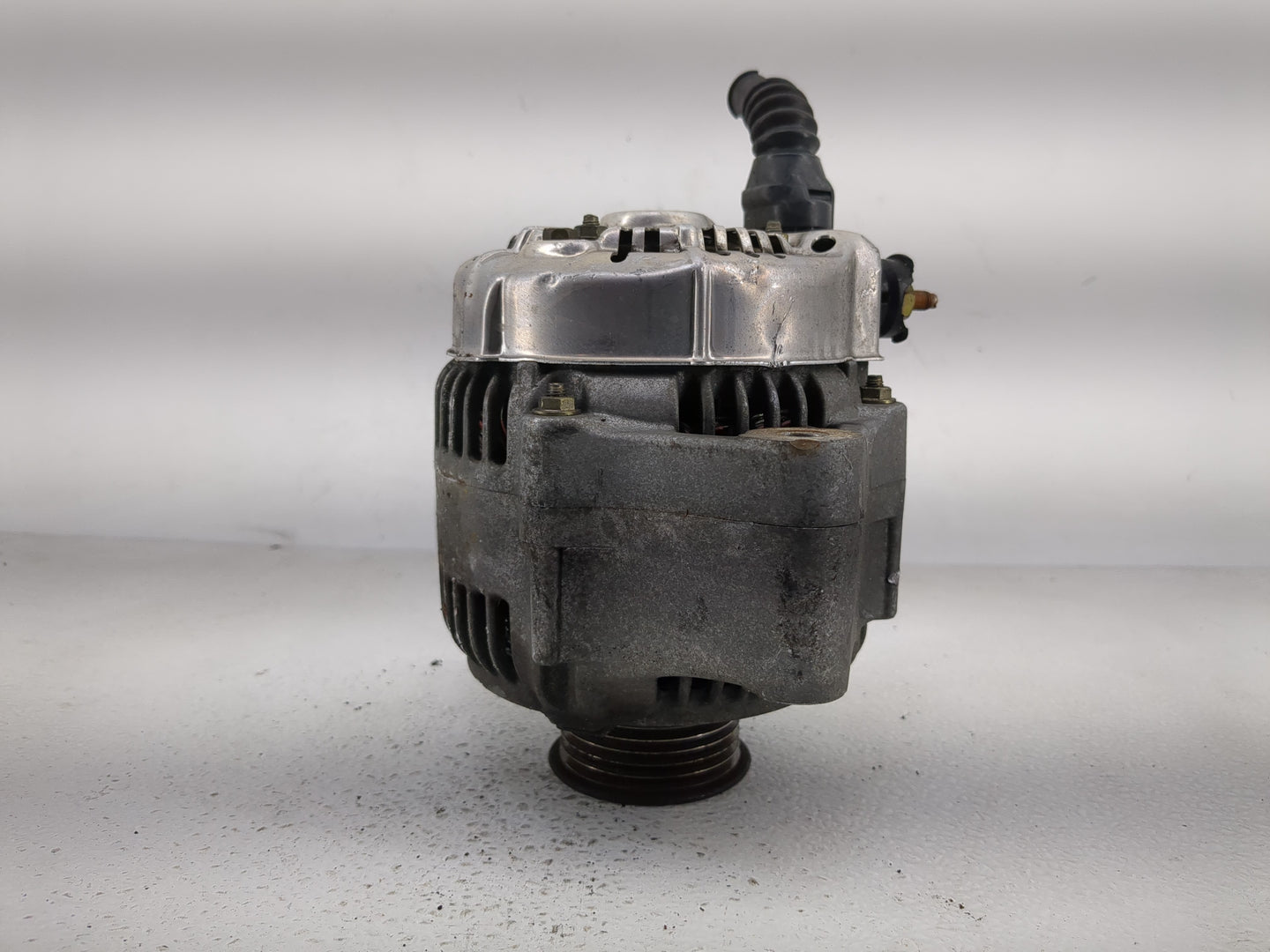 1997-2001 Toyota Camry Alternator Replacement Generator Charging Assembly Engine OEM P/N:TN101211-9580 Fits OEM Used Auto Pa