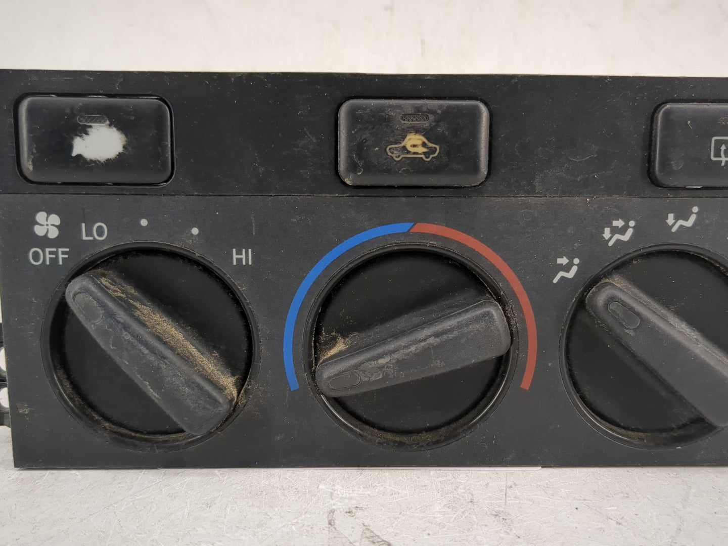 1999-2001 Toyota Camry Climate Control Module Temperature AC/Heater Replacement Fits Fits 1999 2000 2001 OEM Used Auto Parts