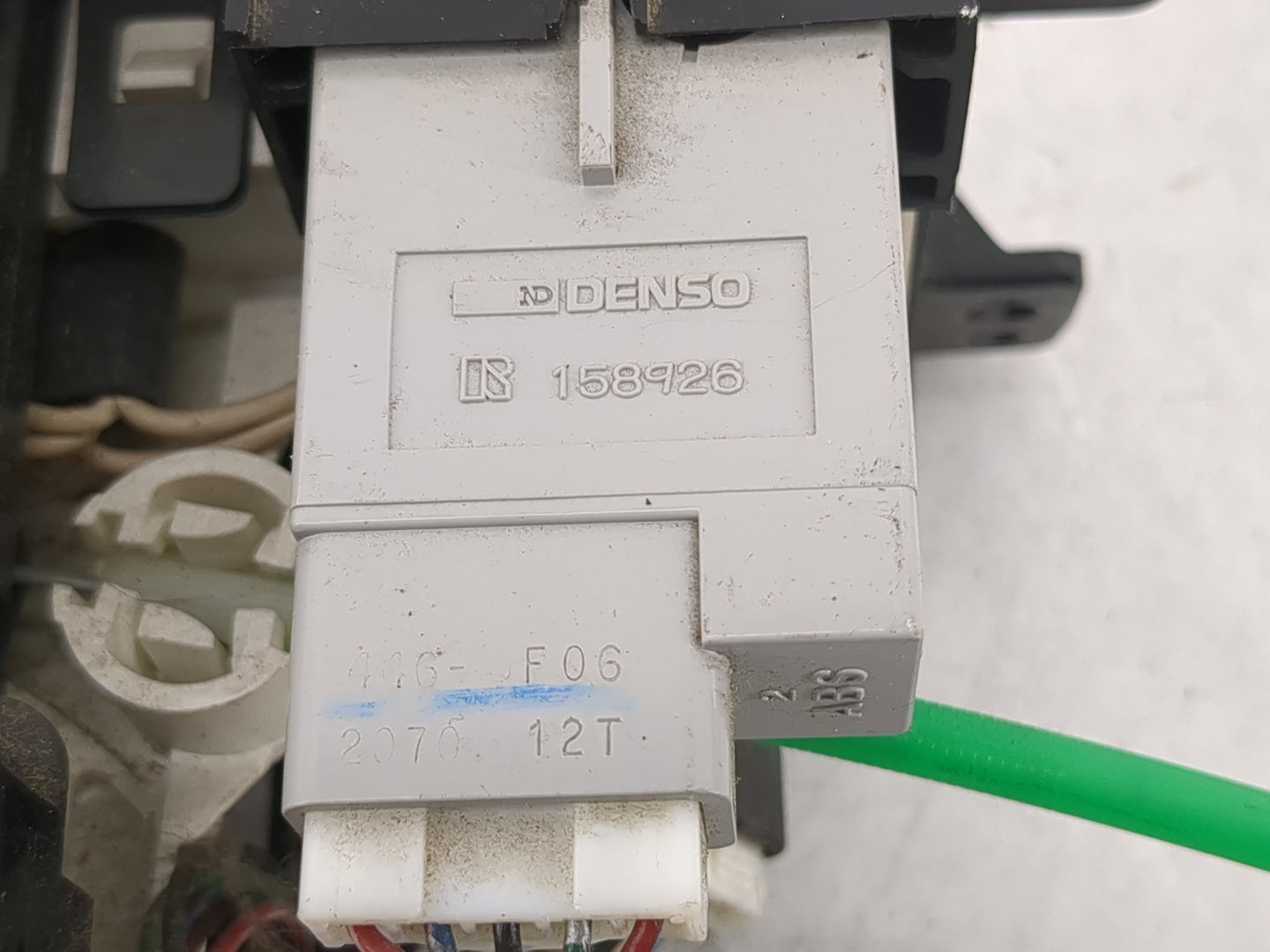 1999-2001 Toyota Camry Climate Control Module Temperature AC/Heater Replacement Fits Fits 1999 2000 2001 OEM Used Auto Parts