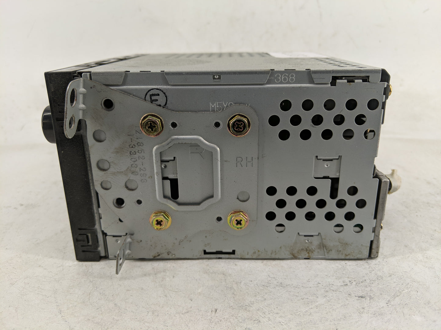 2000-2001 Toyota Camry Radio AM FM Cd Player Receiver Replacement P/N:86120-0C020 Fits Fits 1999 2000 2001 2002 2003 OEM Use