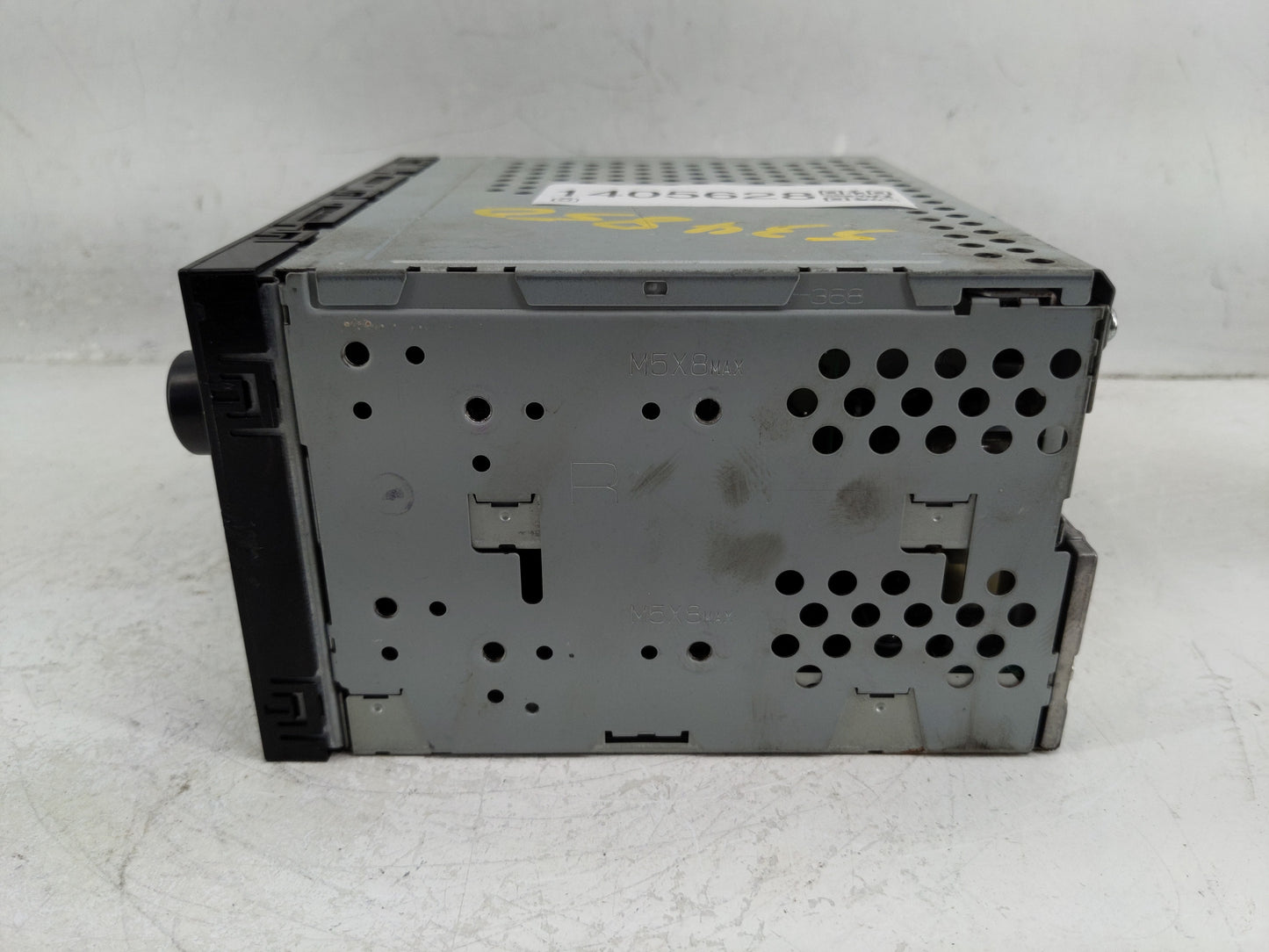 2000-2001 Toyota Camry Radio AM FM Cd Player Receiver Replacement P/N:861200c040 Fits Fits 1999 2000 2001 2002 2003 OEM Used