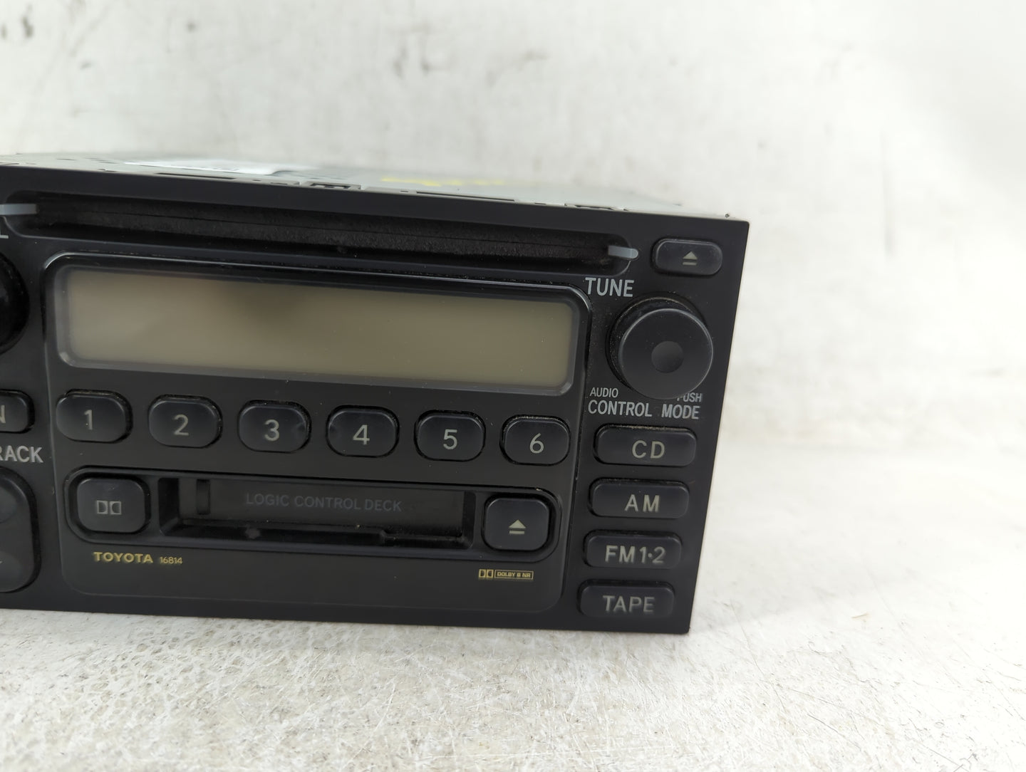2000-2001 Toyota Camry Radio AM FM Cd Player Receiver Replacement P/N:86120-0C020 Fits Fits 1999 2000 2001 2002 2003 OEM Use