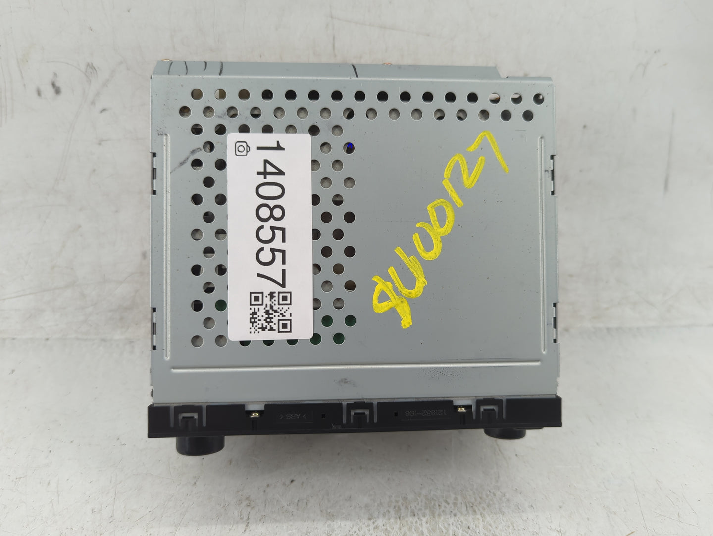 2000-2001 Toyota Camry Radio AM FM Cd Player Receiver Replacement P/N:86120-0C020 Fits Fits 1999 2000 2001 2002 2003 OEM Use