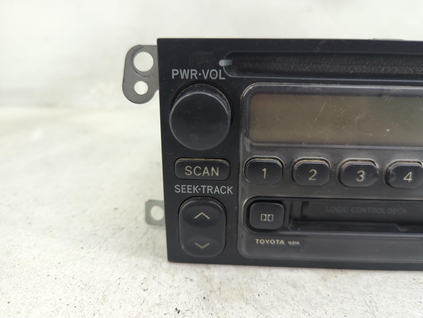2000-2001 Toyota Camry Radio AM FM Cd Player Receiver Replacement P/N:86120-0C020 Fits Fits 1999 2000 2001 2002 2003 OEM Use