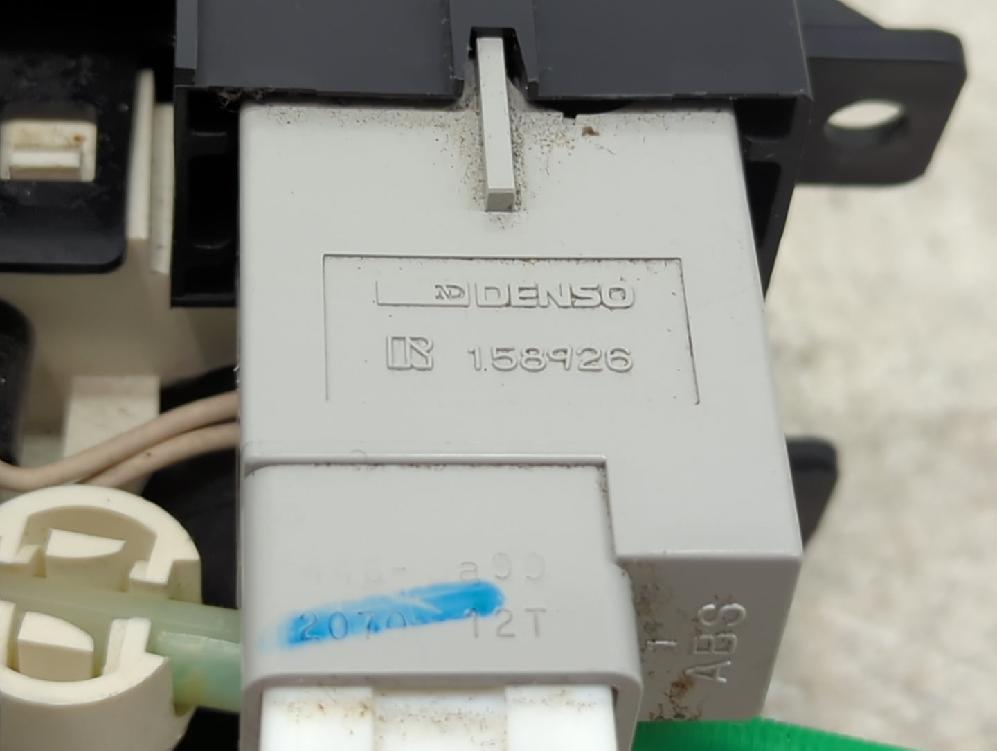 1999-2001 Toyota Camry Climate Control Module Temperature AC/Heater Replacement P/N:158926 Fits Fits 1999 2000 2001 OEM Used