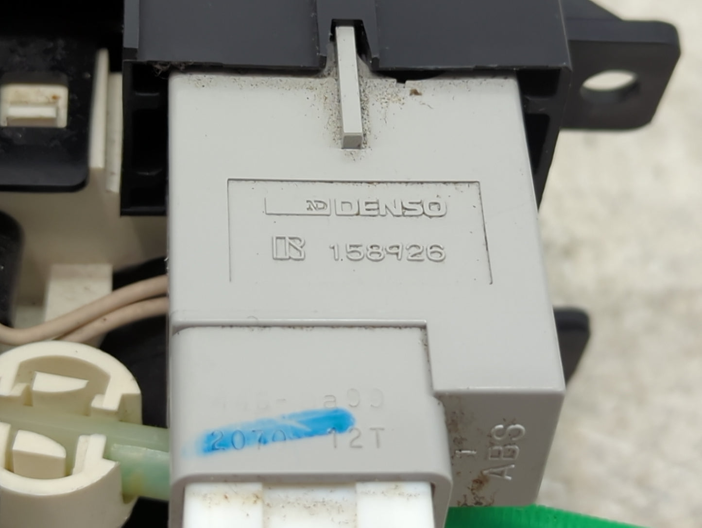 1999-2001 Toyota Camry Climate Control Module Temperature AC/Heater Replacement P/N:158926 Fits Fits 1999 2000 2001 OEM Used