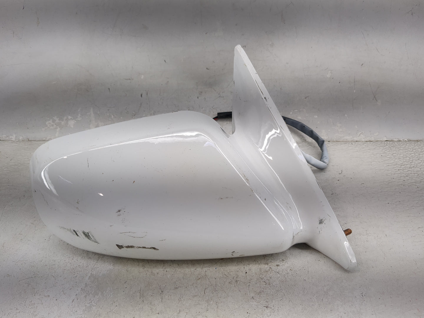 1997-2001 Toyota Camry Passenger Side View Mirror - Right Door Mirror OEM Used - Oemusedautoparts1.com