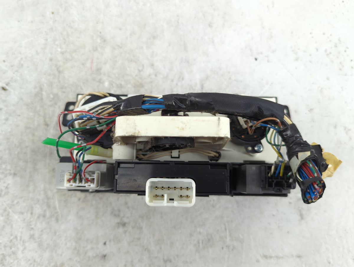 1999-2001 Toyota Camry Climate Control Module Temperature AC/Heater Replacement Fits Fits 1999 2000 2001 OEM Used Auto Parts