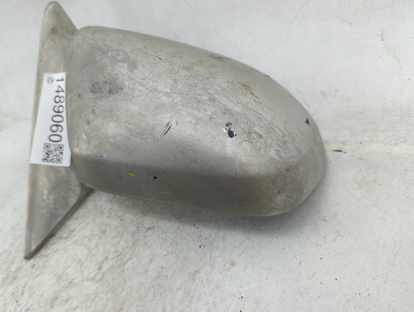1997-2001 Toyota Camry Passenger Side View Mirror - Right Door Mirror OEM Used - Oemusedautoparts1.com