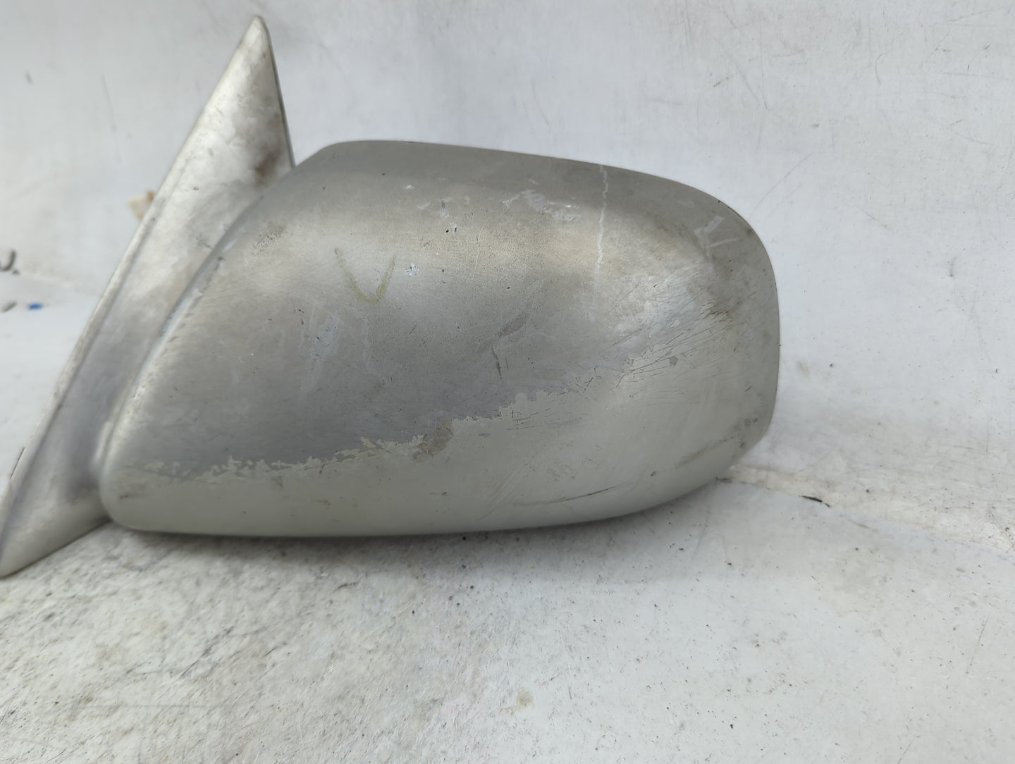 1997-2001 Toyota Camry Driver Side View Mirror - Left Door Mirror OEM Used - Oemusedautoparts1.com