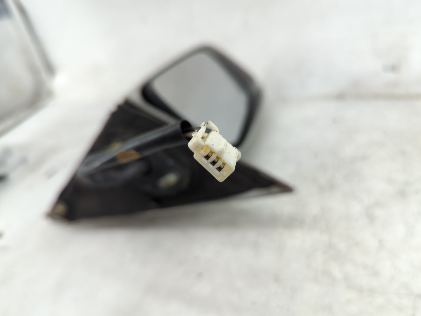 1997-2001 Toyota Camry Driver Side View Mirror - Left Door Mirror OEM Used - Oemusedautoparts1.com