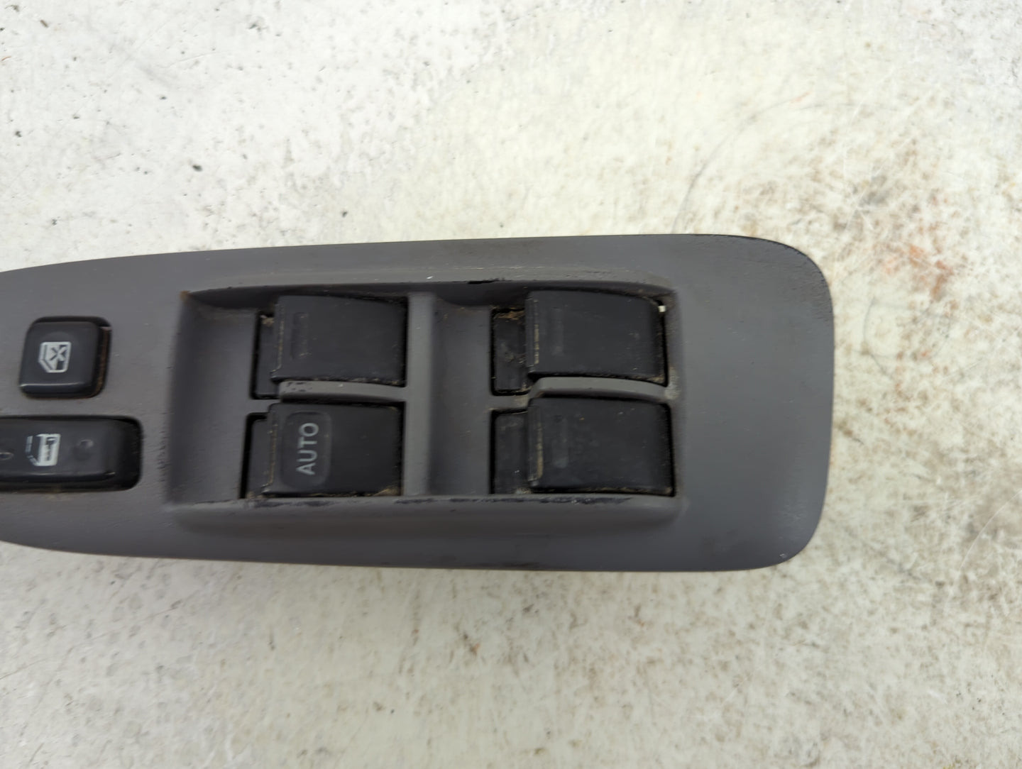 2000-2001 Toyota Camry Master Power Window Switch Replacement Driver Side Left Fits Fits 2000 2001 OEM Used Auto Parts - Oem