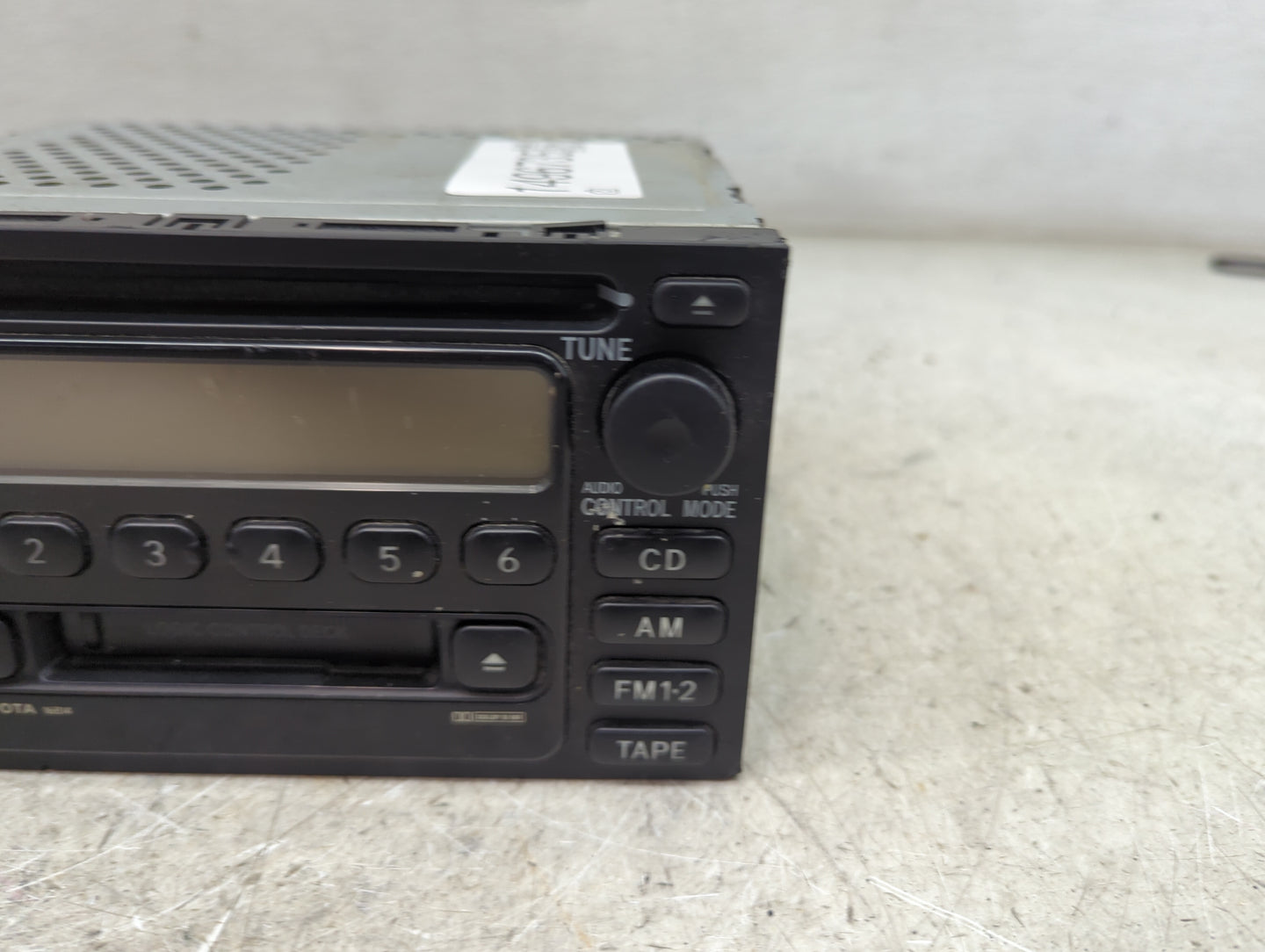 2000-2001 Toyota Camry Radio AM FM Cd Player Receiver Replacement P/N:86120-0C020 86120-18190101 Fits OEM Used Auto Parts - 