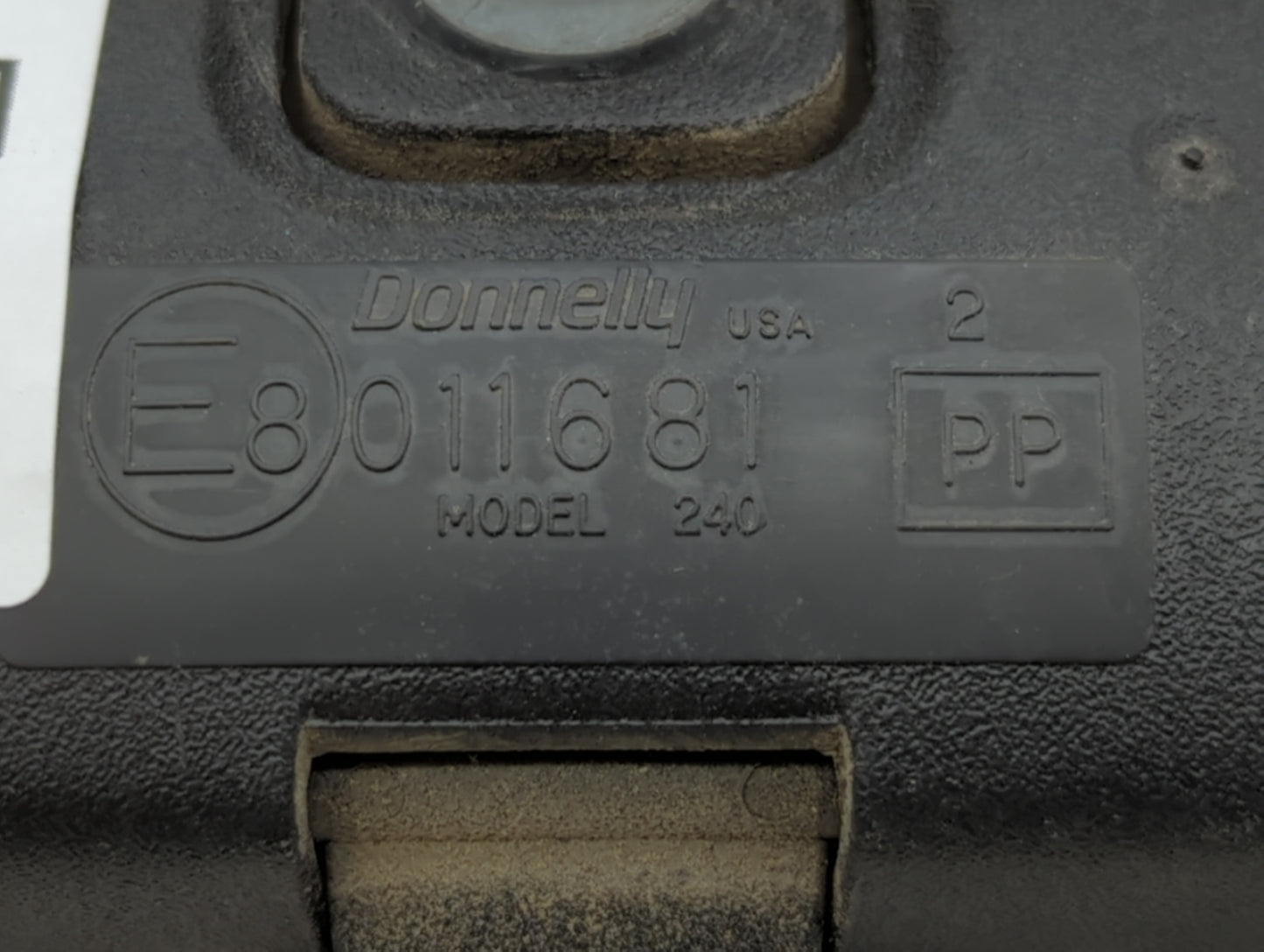 2000 Toyota Camry Interior Rear View Mirror Replacement OEM P/N:E11015306 E8011681 Fits OEM Used Auto Parts - Oemusedautopar