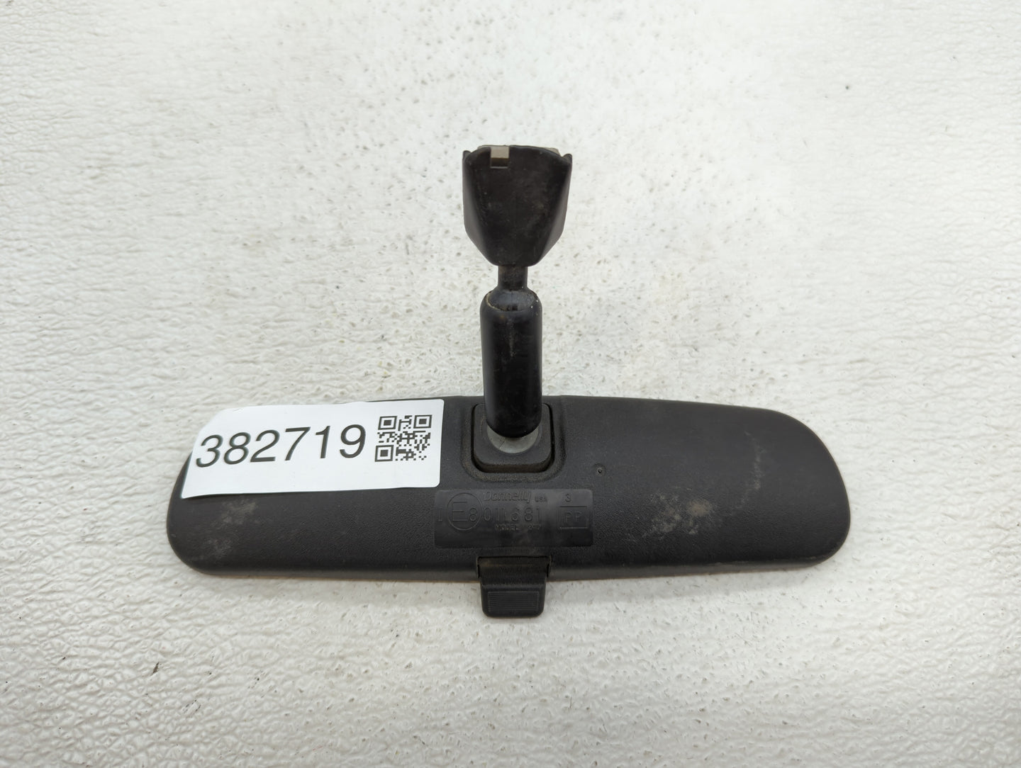 2000 Toyota Camry Interior Rear View Mirror Replacement OEM P/N:E11015306 E8011681 Fits OEM Used Auto Parts - Oemusedautopar