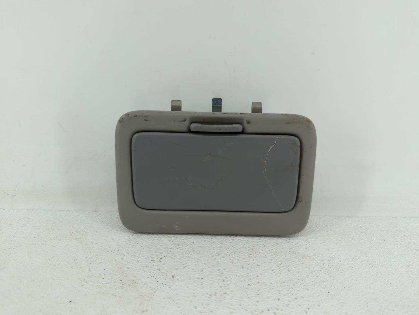 2000 Toyota Camry Overhead Roof Console - Oemusedautoparts1.com