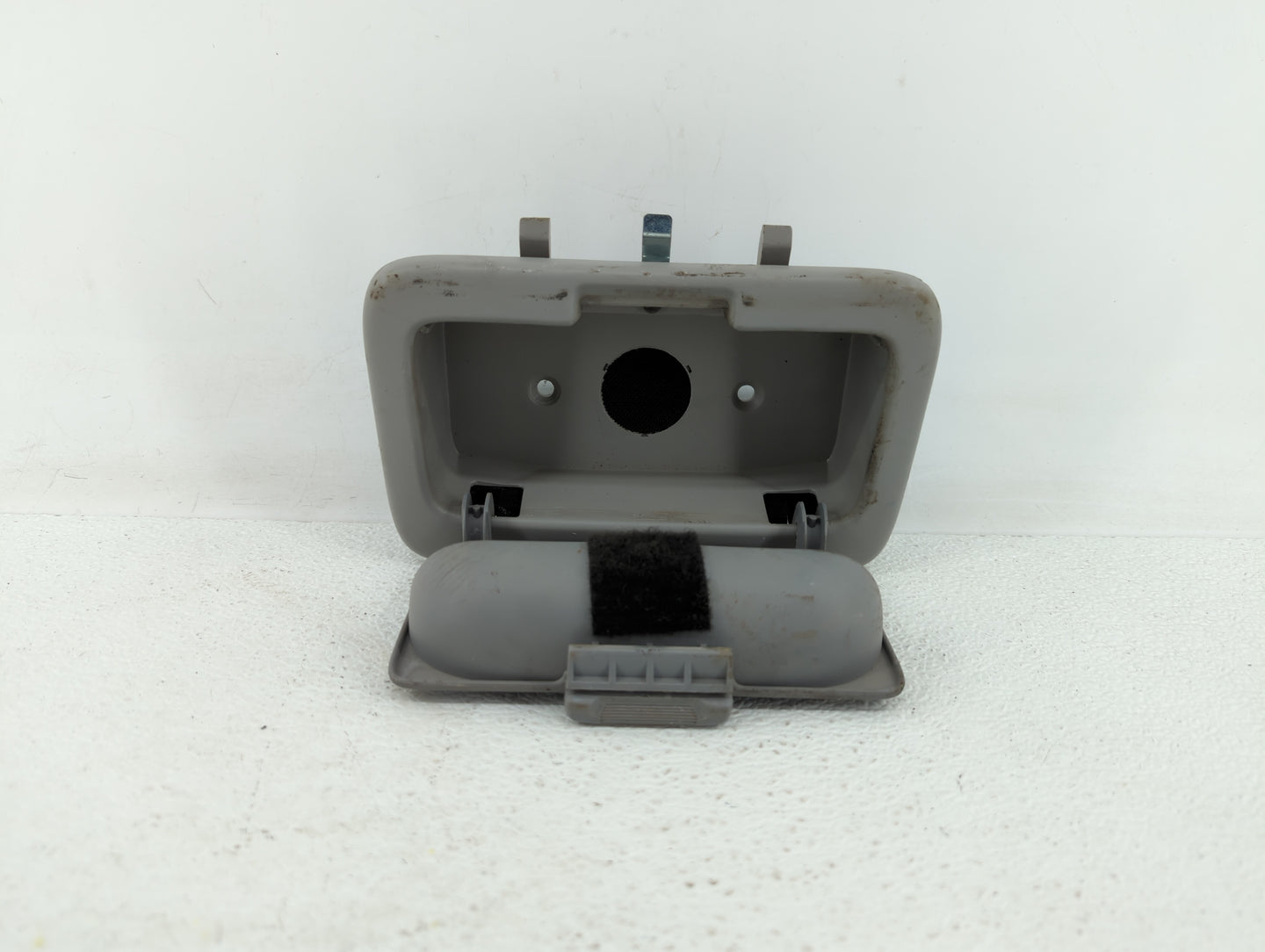 2000 Toyota Camry Overhead Roof Console - Oemusedautoparts1.com