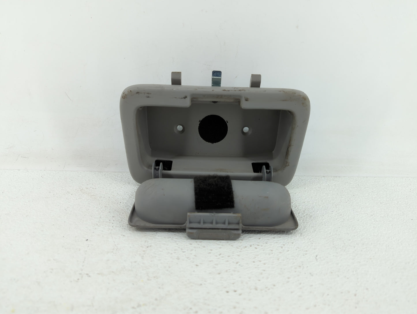 2000 Toyota Camry Overhead Roof Console - Oemusedautoparts1.com