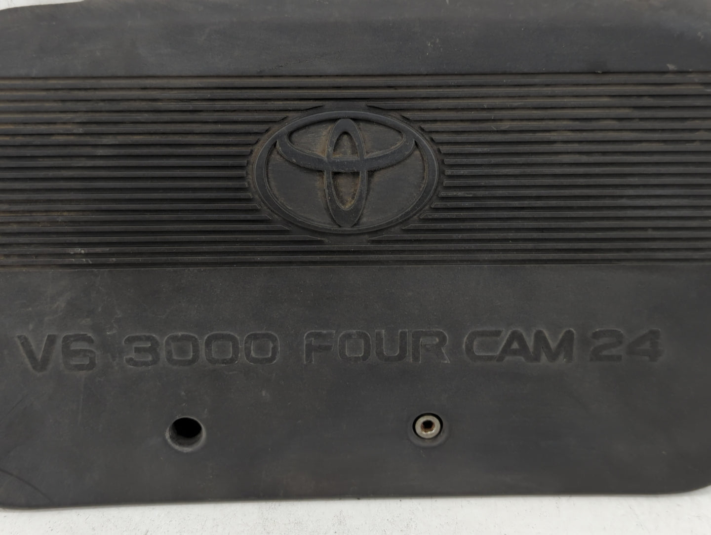 2000 Toyota Camry Engine Cover - Oemusedautoparts1.com