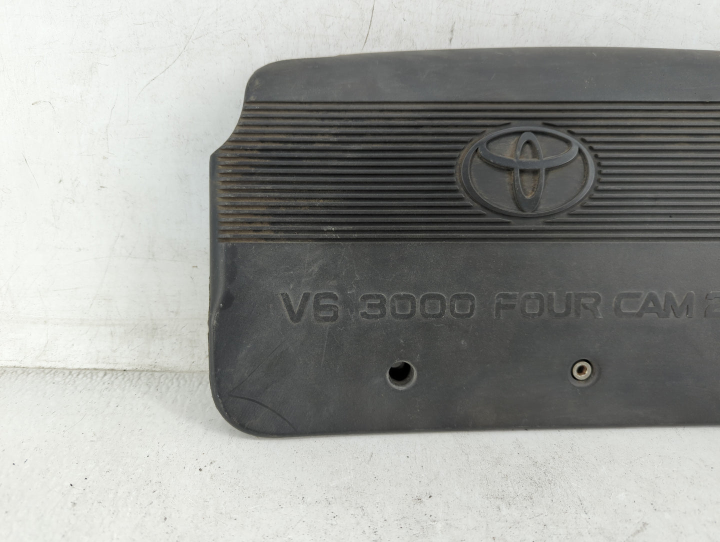 2000 Toyota Camry Engine Cover - Oemusedautoparts1.com