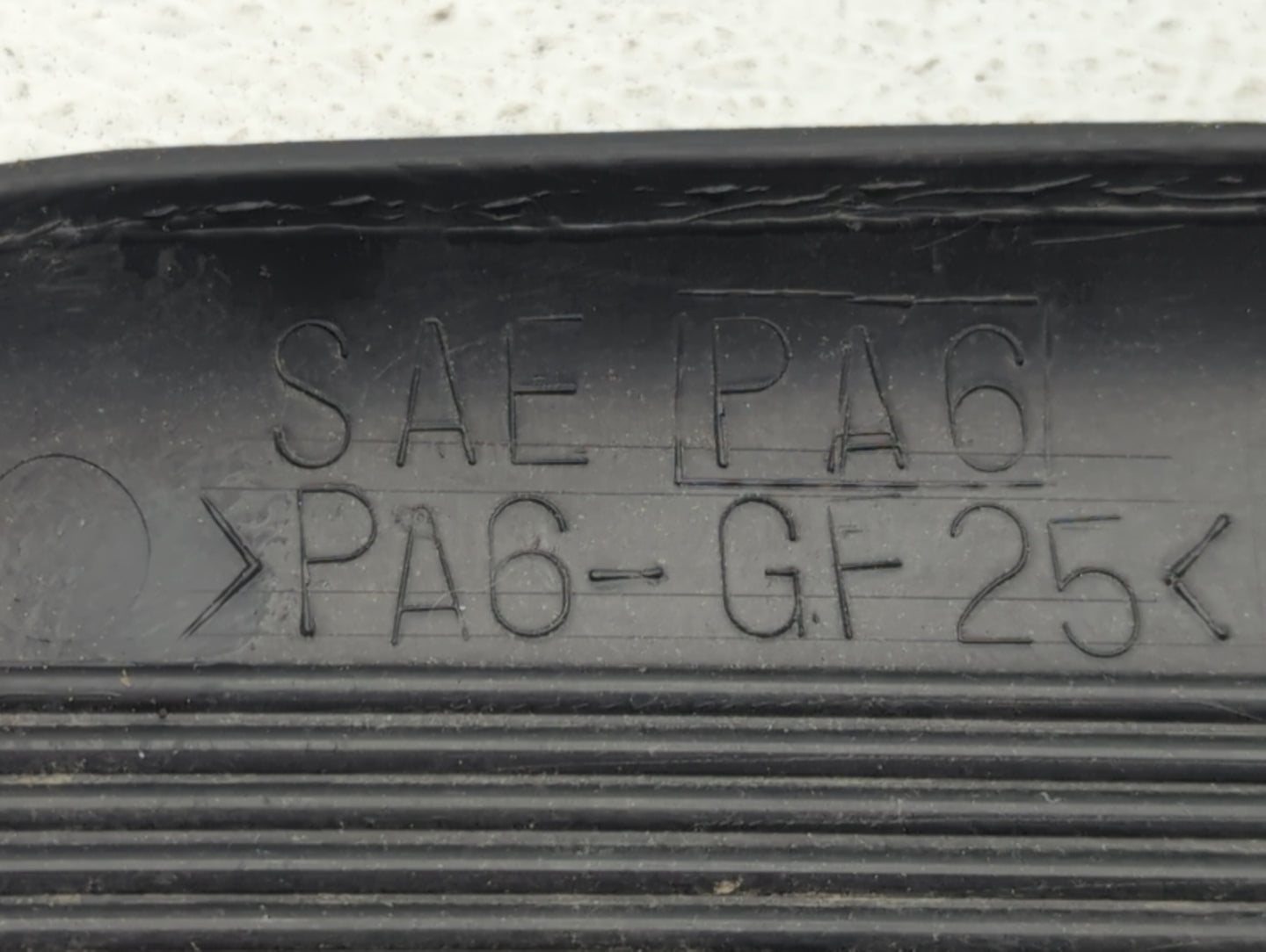 2000 Toyota Camry Engine Cover - Oemusedautoparts1.com