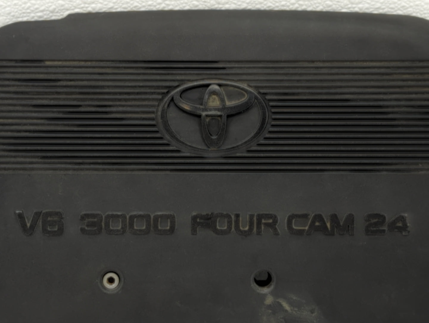 2000 Toyota Camry Engine Cover - Oemusedautoparts1.com
