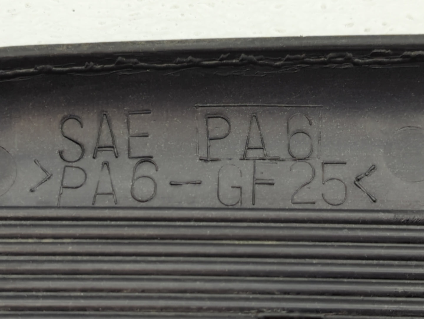 2000 Toyota Camry Engine Cover - Oemusedautoparts1.com