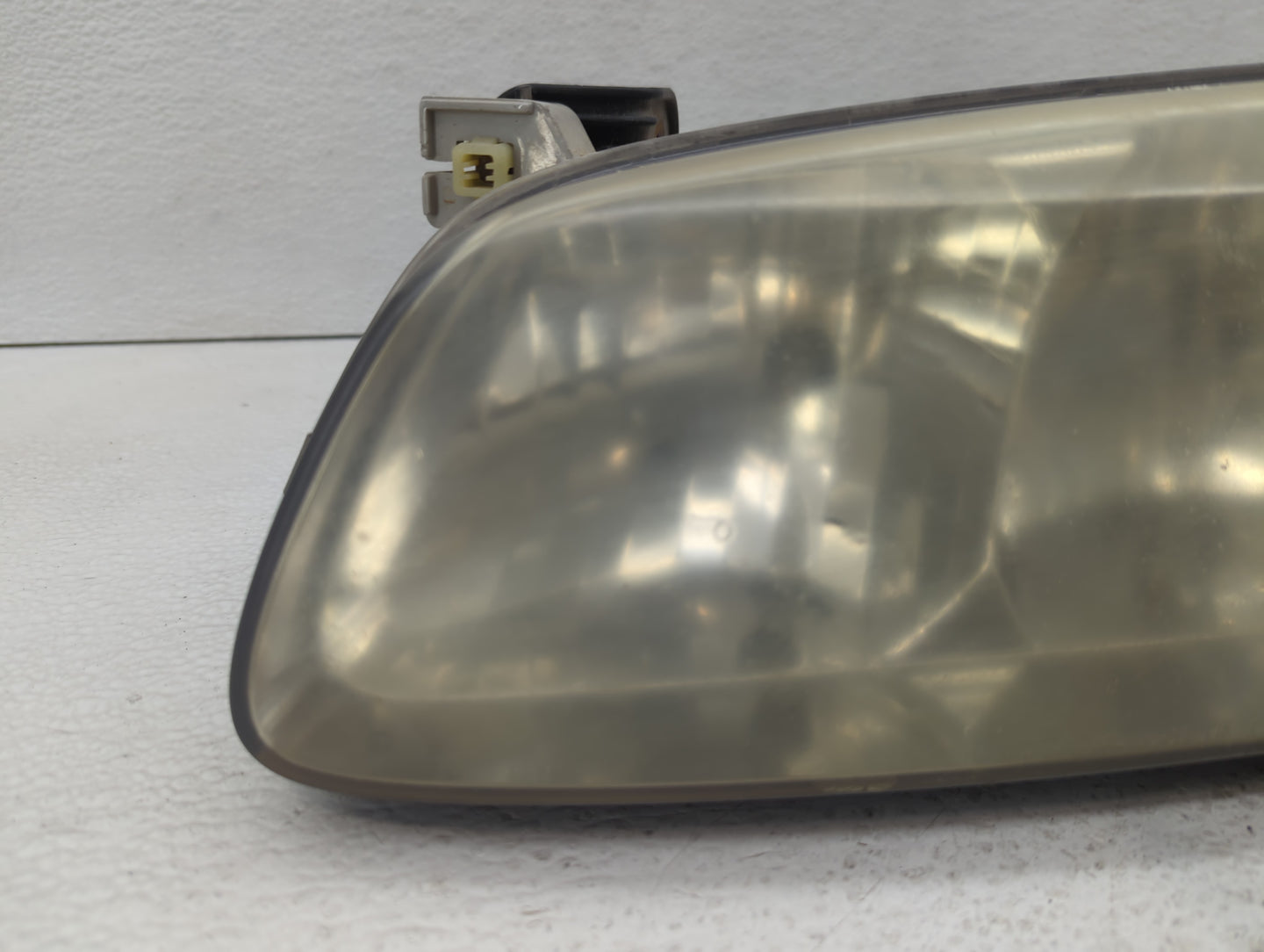 2000 Toyota Camry Driver Left Oem Head Light Headlight Lamp - Oemusedautoparts1.com